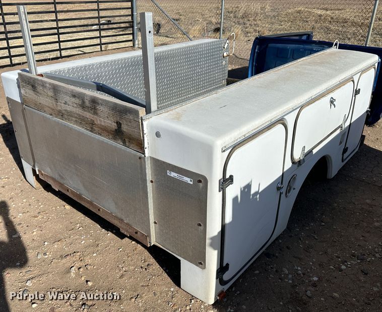 image for item KX9207 Utility bed