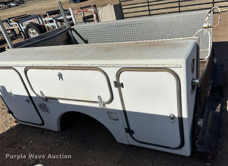 image for item KX9207 Utility bed