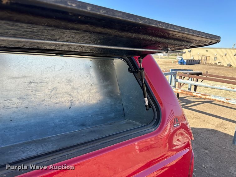 image for item KX9208 Pickup bed