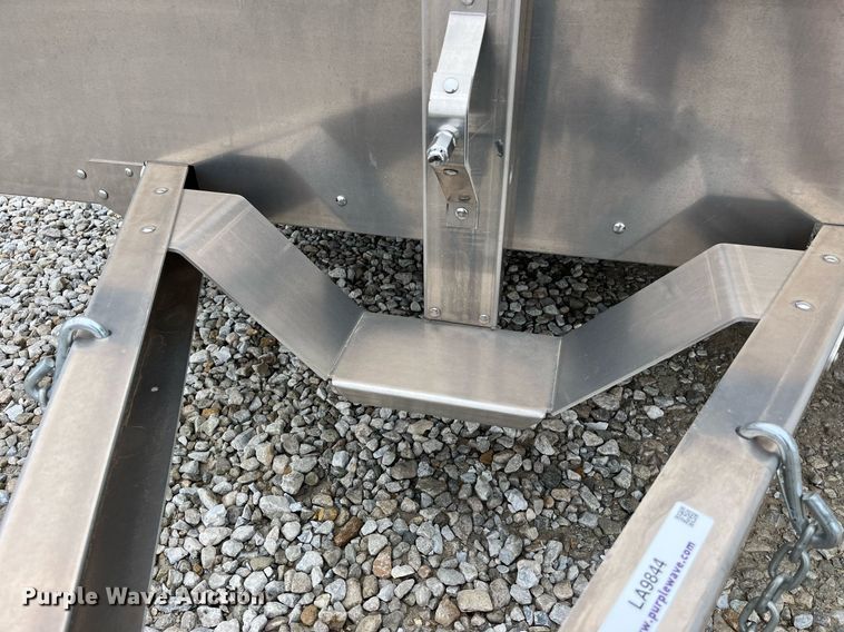 image for item LA9844 2022 Belmont AIR8112  utility trailer