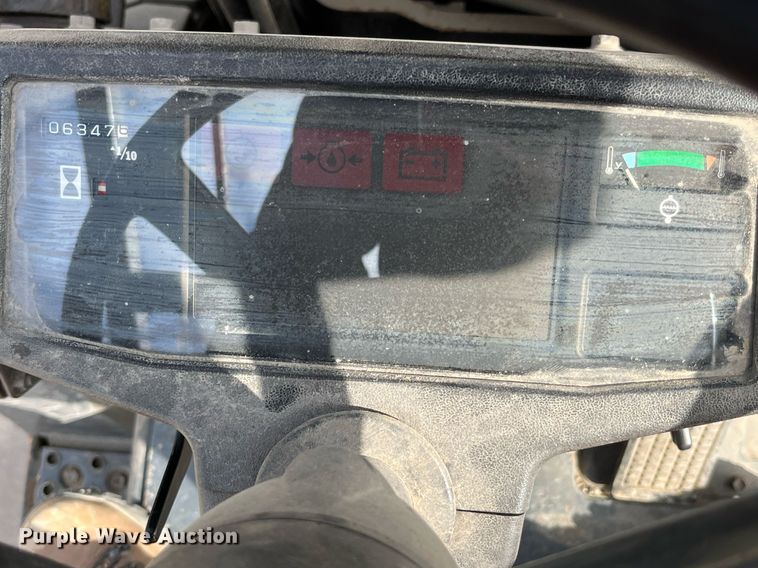 image for item LA9864 Toyota 5FGC30  forklift