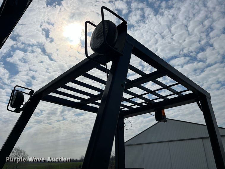 image for item LA9864 Toyota 5FGC30  forklift