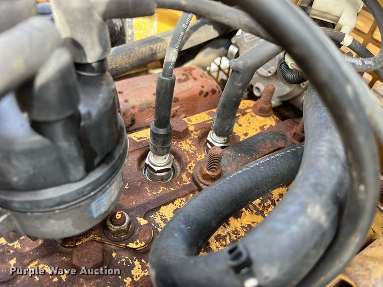 image for item LA9865 Caterpillar TC30  forklift