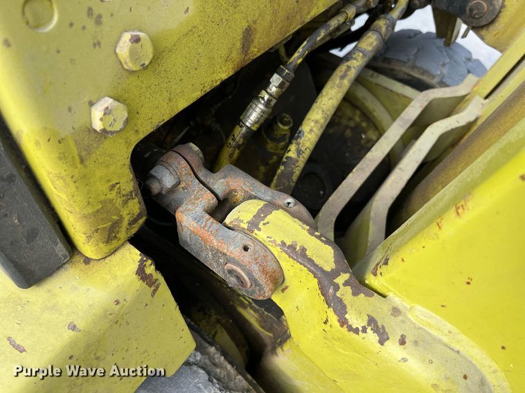 image for item LA9866 Clark 1641076  forklift