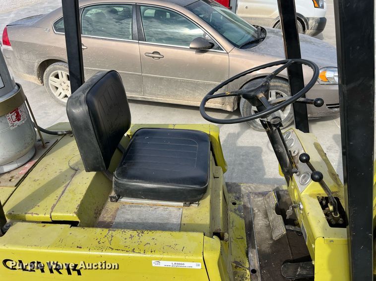 image for item LA9866 Clark 1641076  forklift