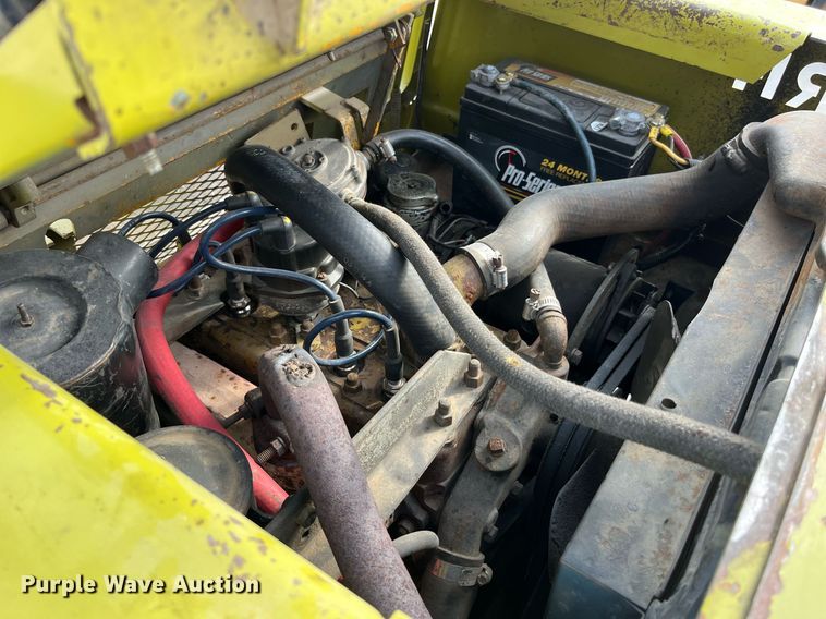 image for item LA9866 Clark 1641076  forklift