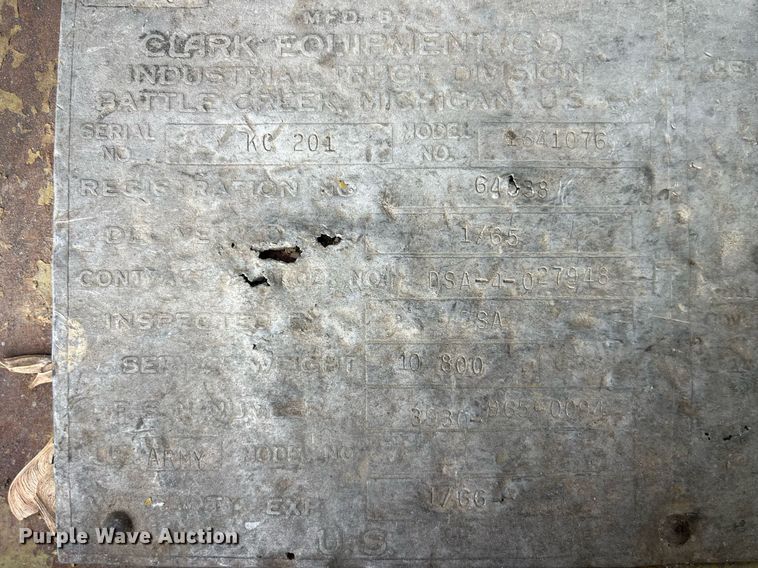 image for item LA9866 Clark 1641076  forklift