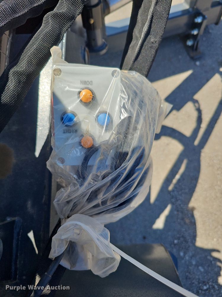 image for item LE9293 2023 Handy Attachments HSSG24X  skid steer stump grinder