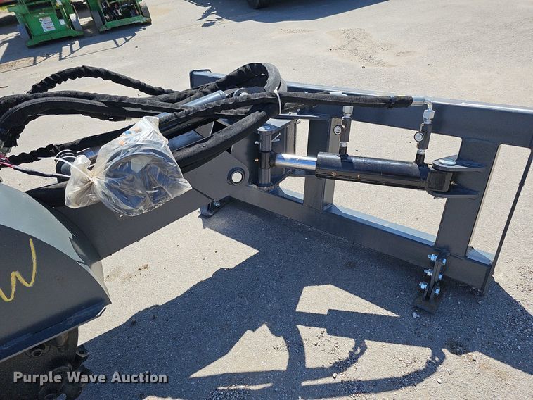 image for item LE9293 2023 Handy Attachments HSSG24X  skid steer stump grinder