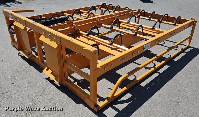 image for item LE9294 Land Honor TR2006  skid steer bale accumulator grapple