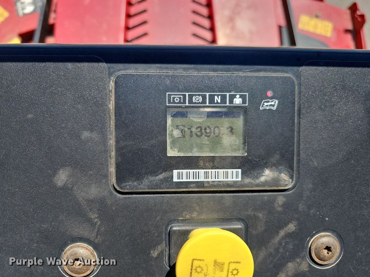 image for item LE9308 2019 Exmark Staris S-Series  ZTR lawn mower