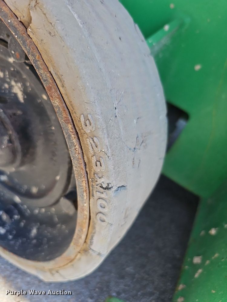 image for item LE9311 2015 JLG 1932RS  vertical lift