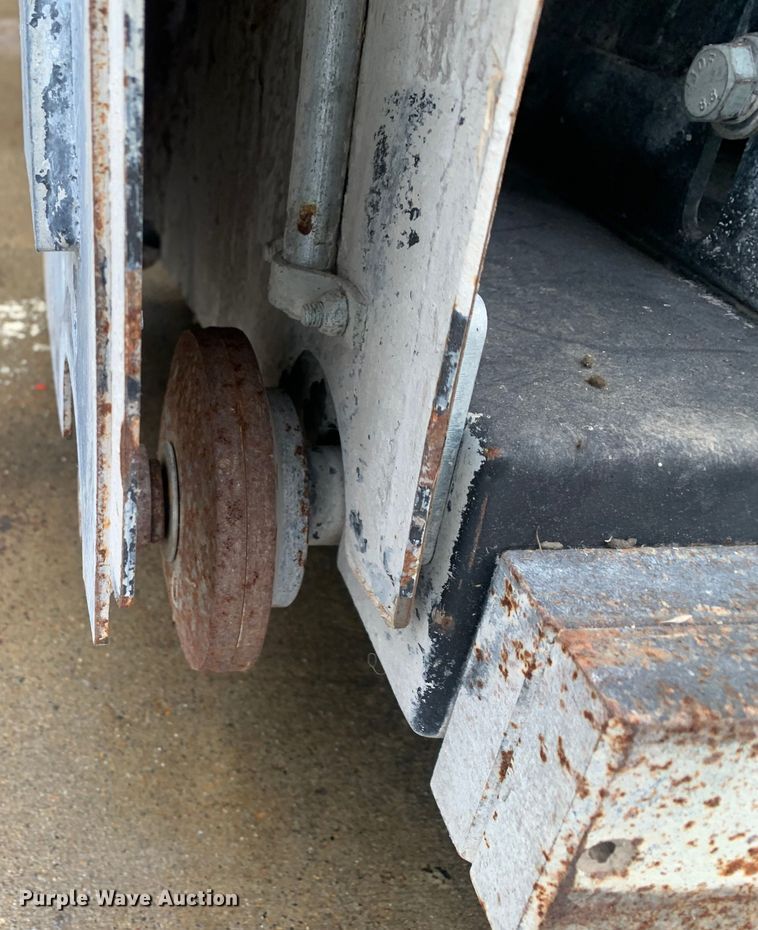 image for item LI9160 2010 Core Cut CC1800XL  concrete saw