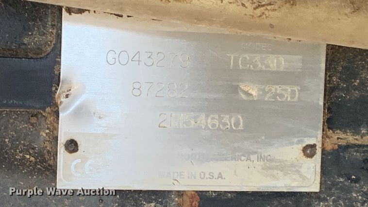 image for item LI9162 2003 New Holland TC33D  tractor