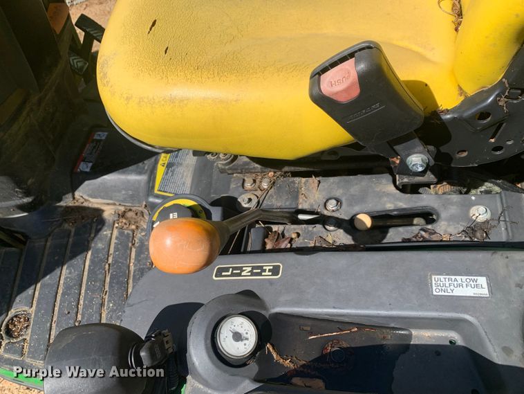 image for item LI9165 2015 John Deere 1025R  tractor