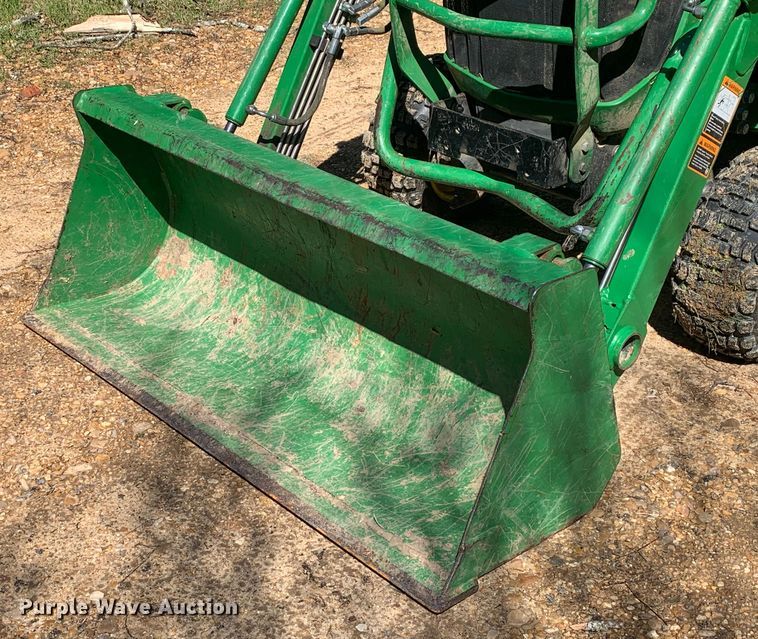 image for item LI9165 2015 John Deere 1025R  tractor