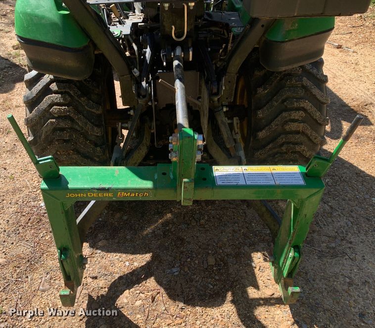 image for item LI9165 2015 John Deere 1025R  tractor