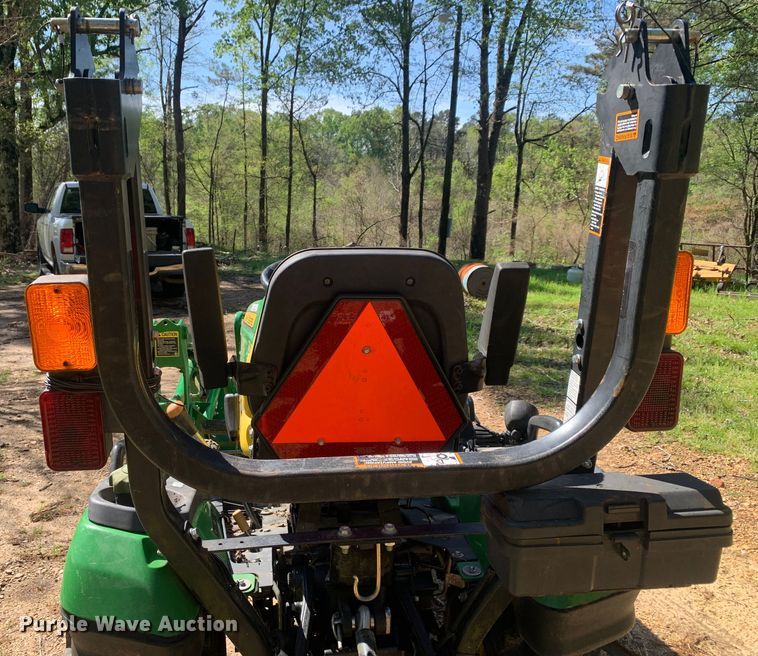 image for item LI9165 2015 John Deere 1025R  tractor