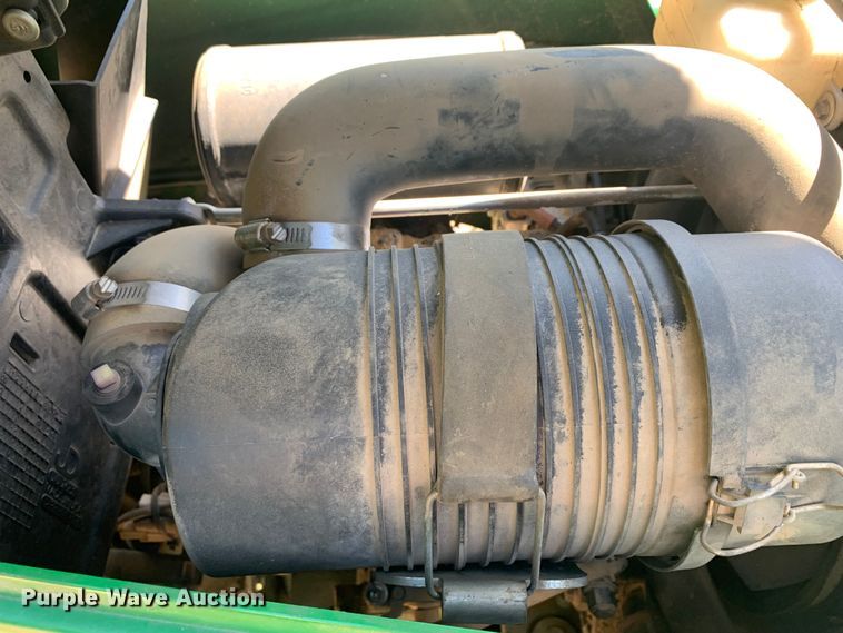 image for item LI9165 2015 John Deere 1025R  tractor