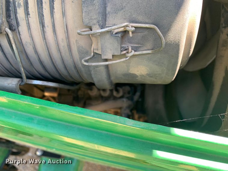 image for item LI9165 2015 John Deere 1025R  tractor