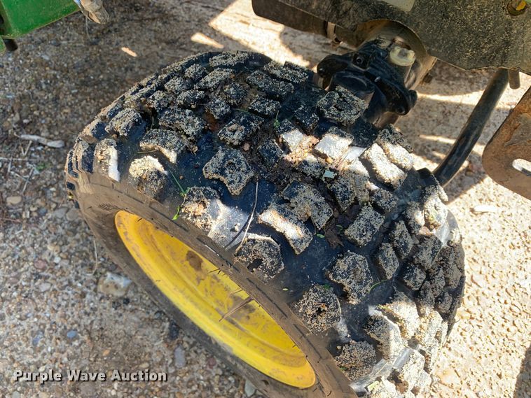 image for item LI9165 2015 John Deere 1025R  tractor