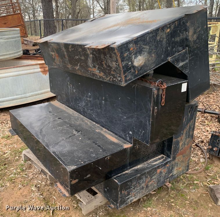 image for item LI9180 (3) Atwoods auxiliary fuel tanks