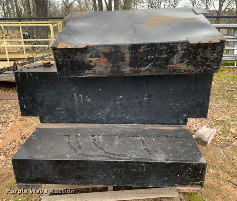 image for item LI9180 (3) Atwoods auxiliary fuel tanks