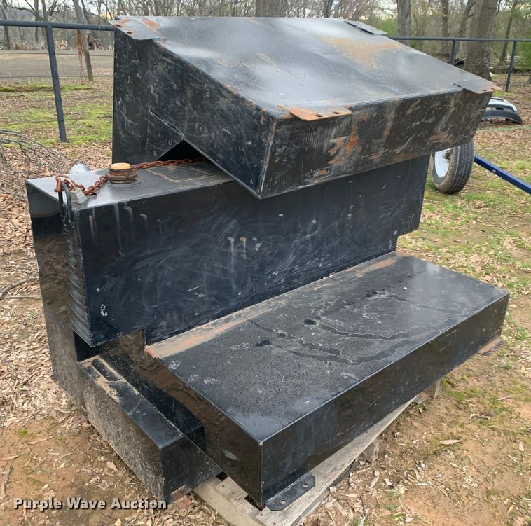 image for item LI9180 (3) Atwoods auxiliary fuel tanks