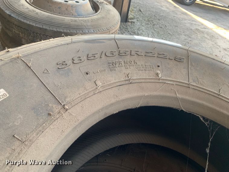 image for item LI9192 (4) Kapsen 385/R22.5 20PR tires