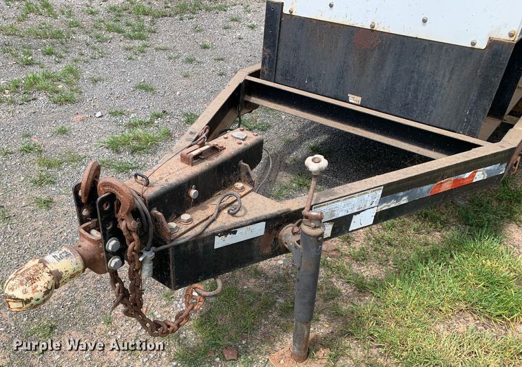 image for item LI9219 Whisperwatt DCA-70USI  generator