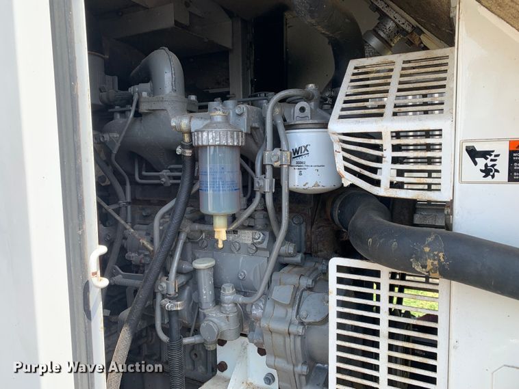 image for item LI9219 Whisperwatt DCA-70USI  generator