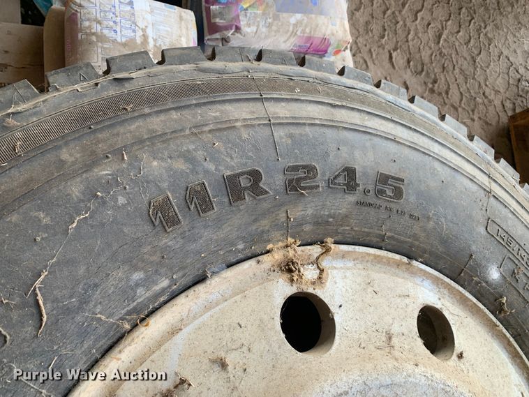 image for item LI9222 Approx. 8 pallets of wheels and tires