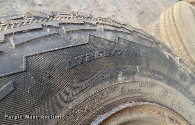 image for item LI9222 Approx. 8 pallets of wheels and tires