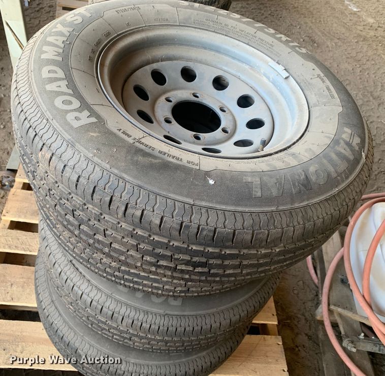 image for item LI9222 Approx. 8 pallets of wheels and tires