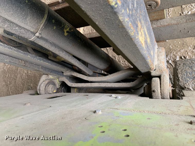 image for item LI9245 Clark C500-45  forklift