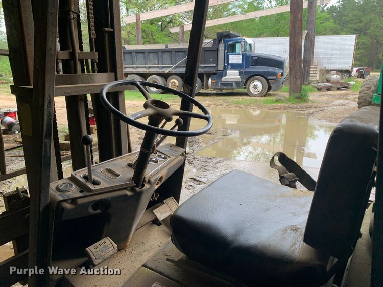 image for item LI9245 Clark C500-45  forklift