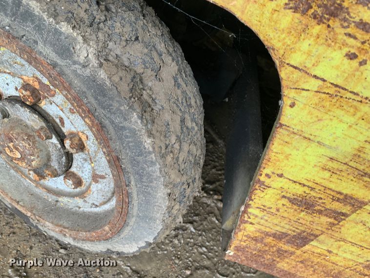 image for item LI9245 Clark C500-45  forklift