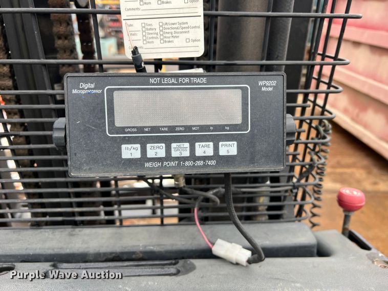 image for item LI9551 Clark NPR22  forklift