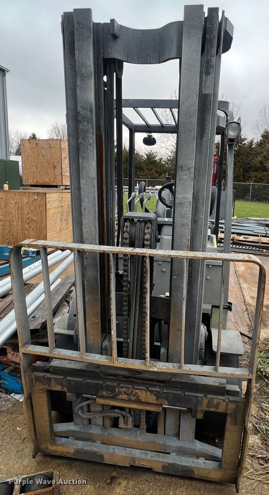 image for item LI9553 Clark C32CL  forklift