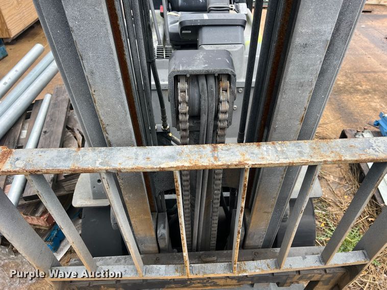 image for item LI9553 Clark C32CL  forklift