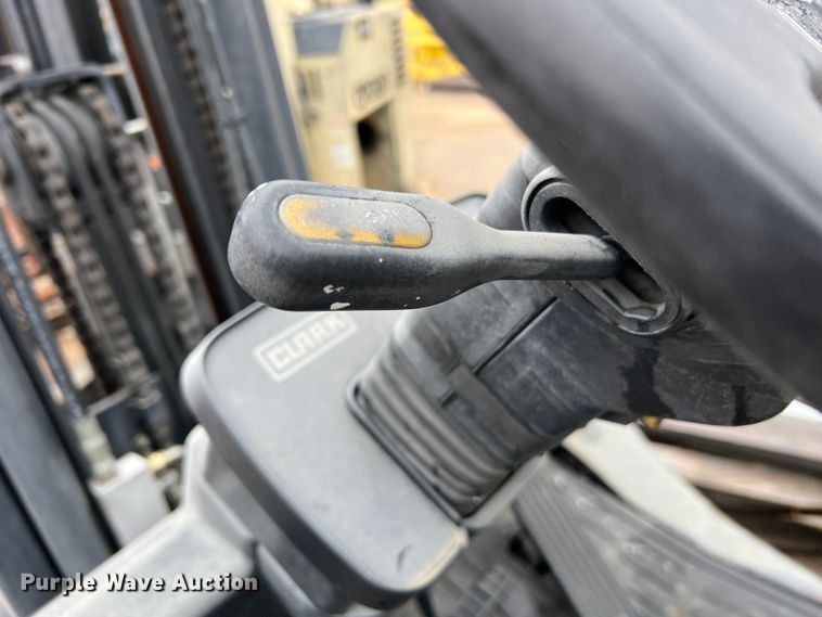 image for item LI9553 Clark C32CL  forklift