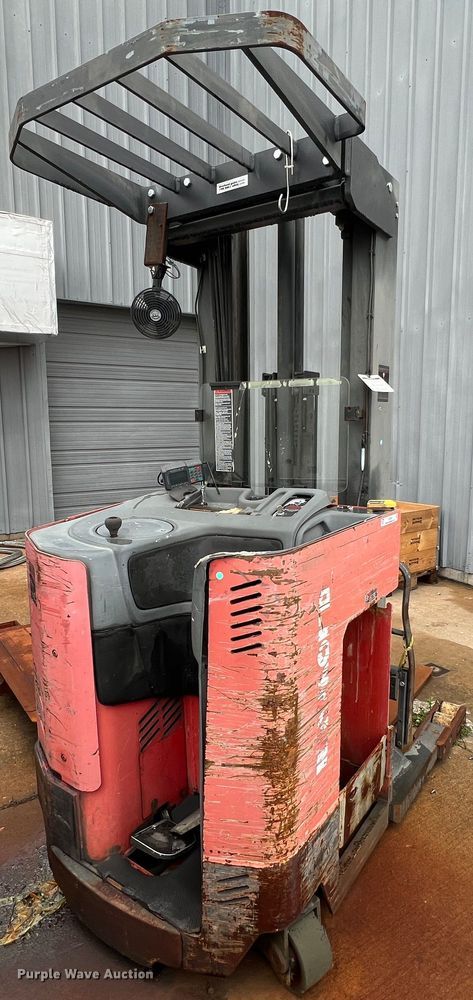 image for item LI9554 Raymond EAS R40TT  forklift