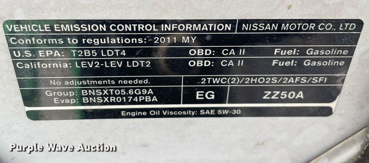 image for item LJ9568 2011 Nissan Titan SV  Crew Cab pickup truck