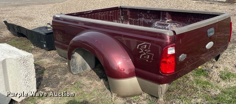 image for item LJ9576 Pickup bed