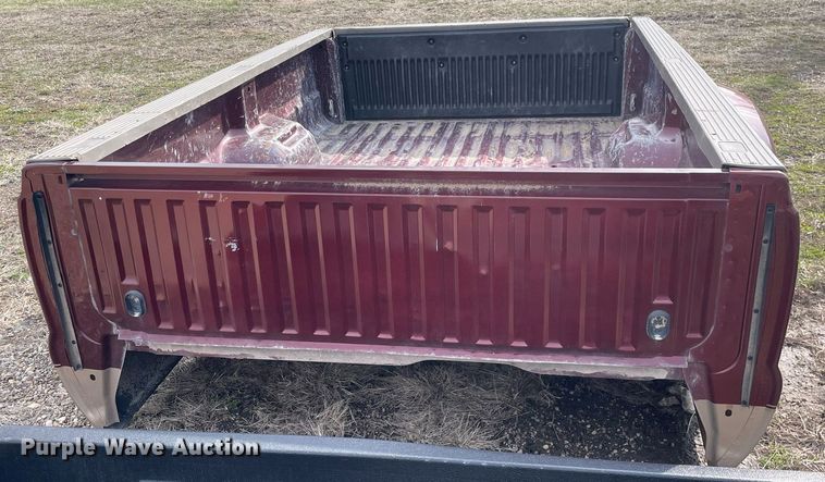 image for item LJ9576 Pickup bed