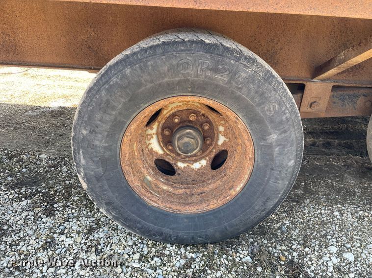 image for item LJ9583 2008 Doolittle  equipment trailer