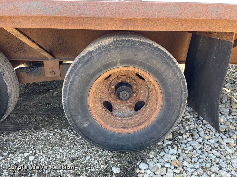 image for item LJ9583 2008 Doolittle  equipment trailer