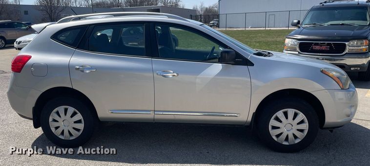 image for item LJ9590 2015 Nissan Rogue Select  SUV