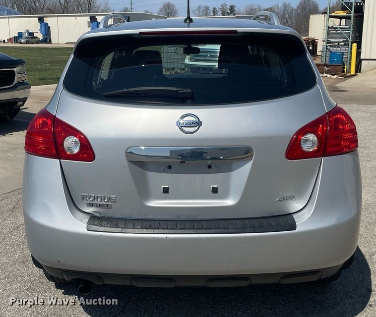 image for item LJ9590 2015 Nissan Rogue Select  SUV