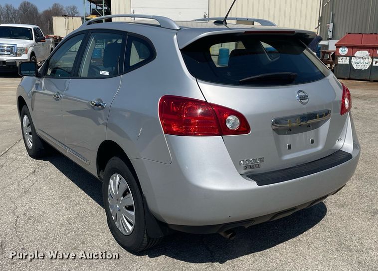 image for item LJ9590 2015 Nissan Rogue Select  SUV